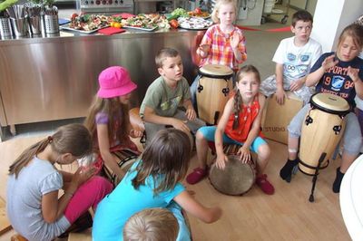 Kinder der Montessorischule Geisenhausen Kinder der Montessorischule Geisenhausen